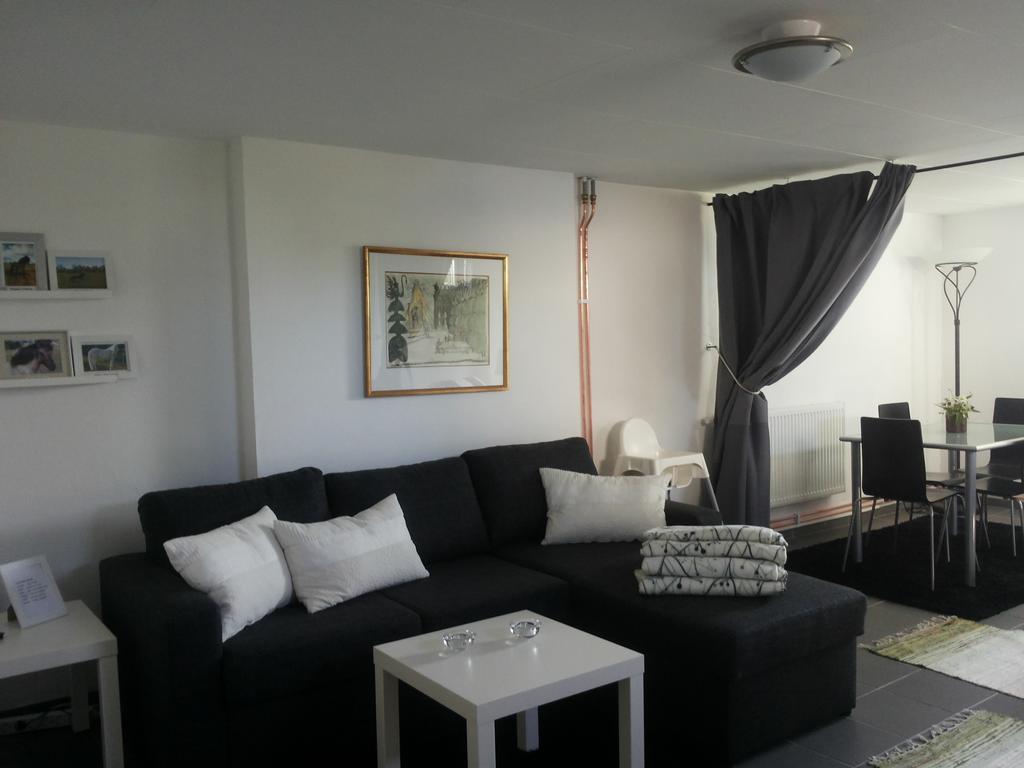 Laegenhet Lillisgarden Guest House Vallakra ภายนอก รูปภาพ